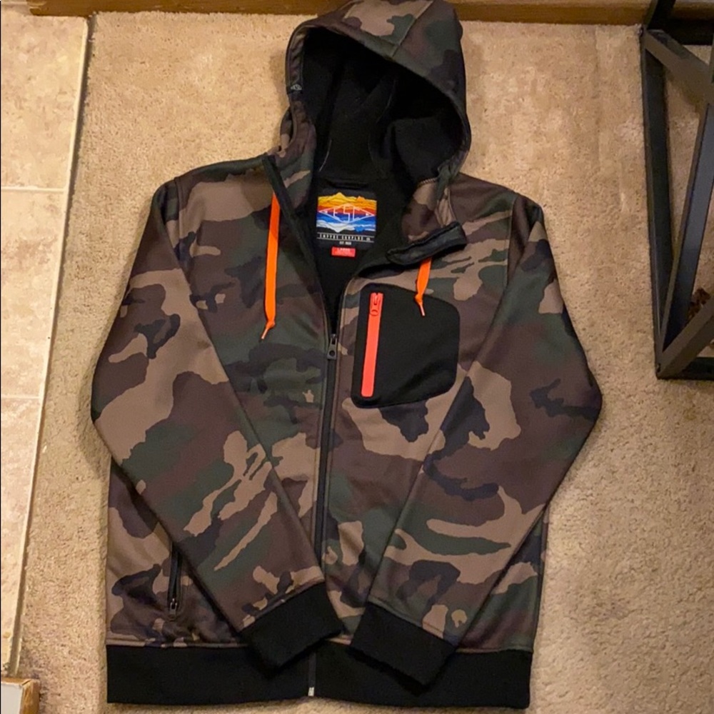 Snowboarding camo sweatshirt